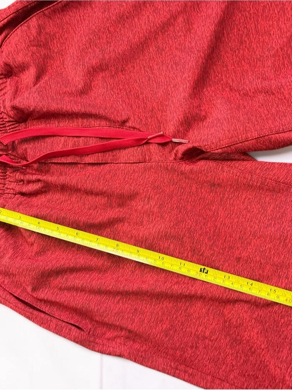 Outdoor Voices Men’s Heather Red Athletic Drawstring Shorts 7.5” Inseam Size S